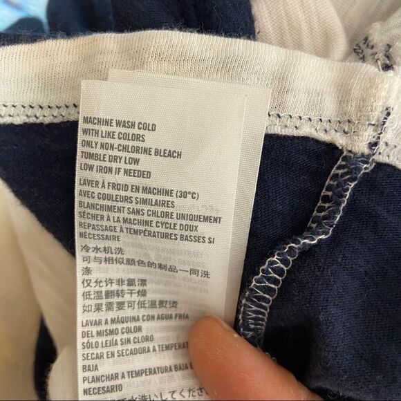 Gilly Hicks blue white lightweight tee xs s - Picture 7 of 8